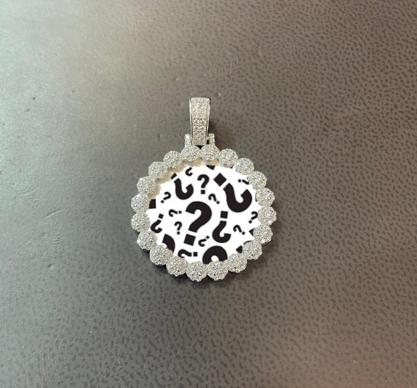 Flower Shaped Circle Pendant